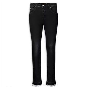 - amo babe straight leg jean